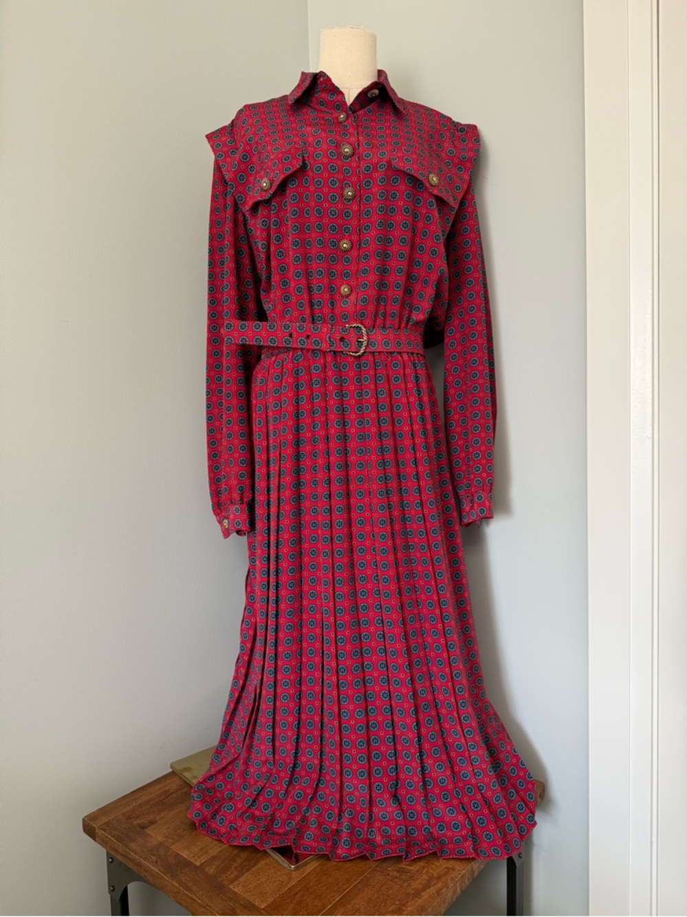 Leslie Fay Vintage Red Medallion Print Pleated Maxi Dress – Size 16,vintage,